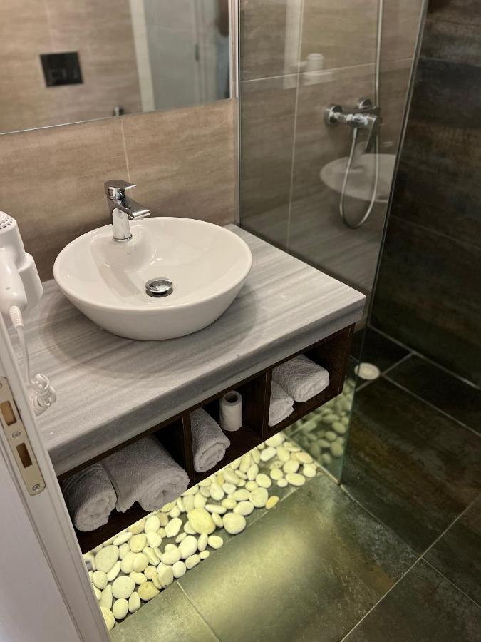 Kanes Bohemian Boutique Hotel Sarandë 外观 照片