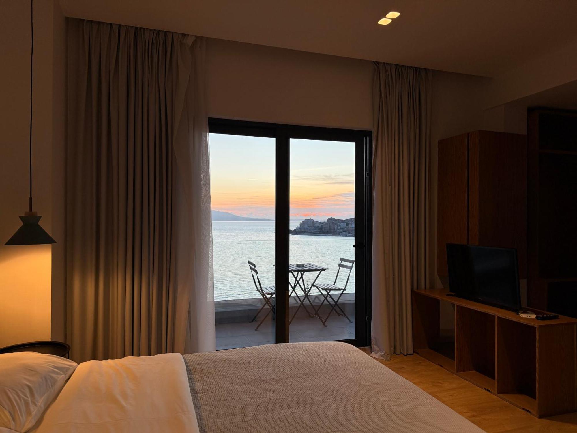 Kanes Bohemian Boutique Hotel Sarandë 外观 照片